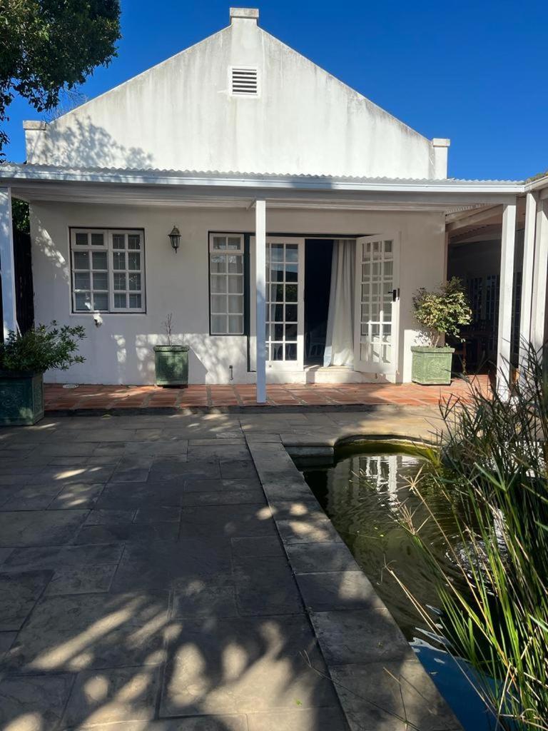 Hotel Cumberland House à Port Alfred Extérieur photo